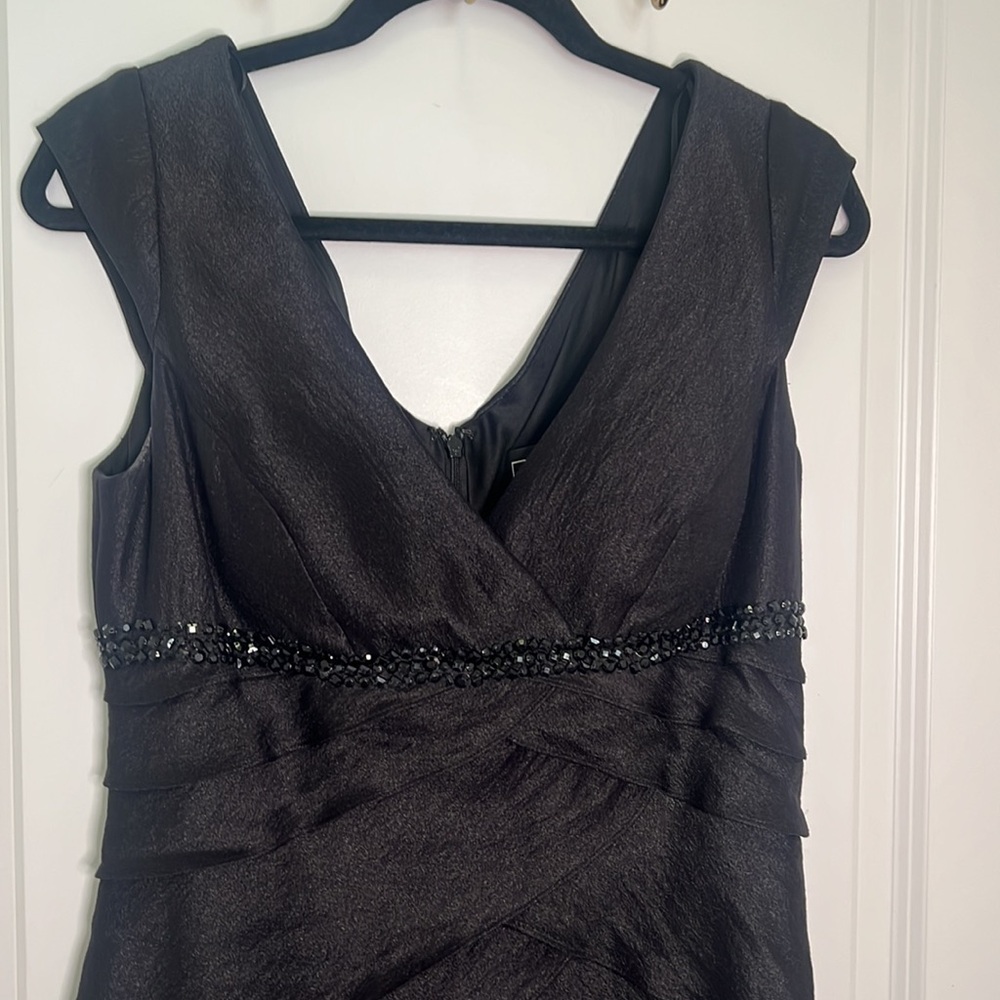 Size 10 Evening/ cocktail beaded waist knee high mermaid black metallic dress